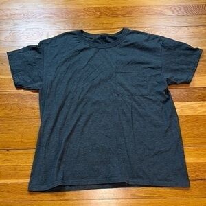 Fruit of the loom tee shirt